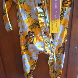 Little Bum Bums Make Your Monarch Footie